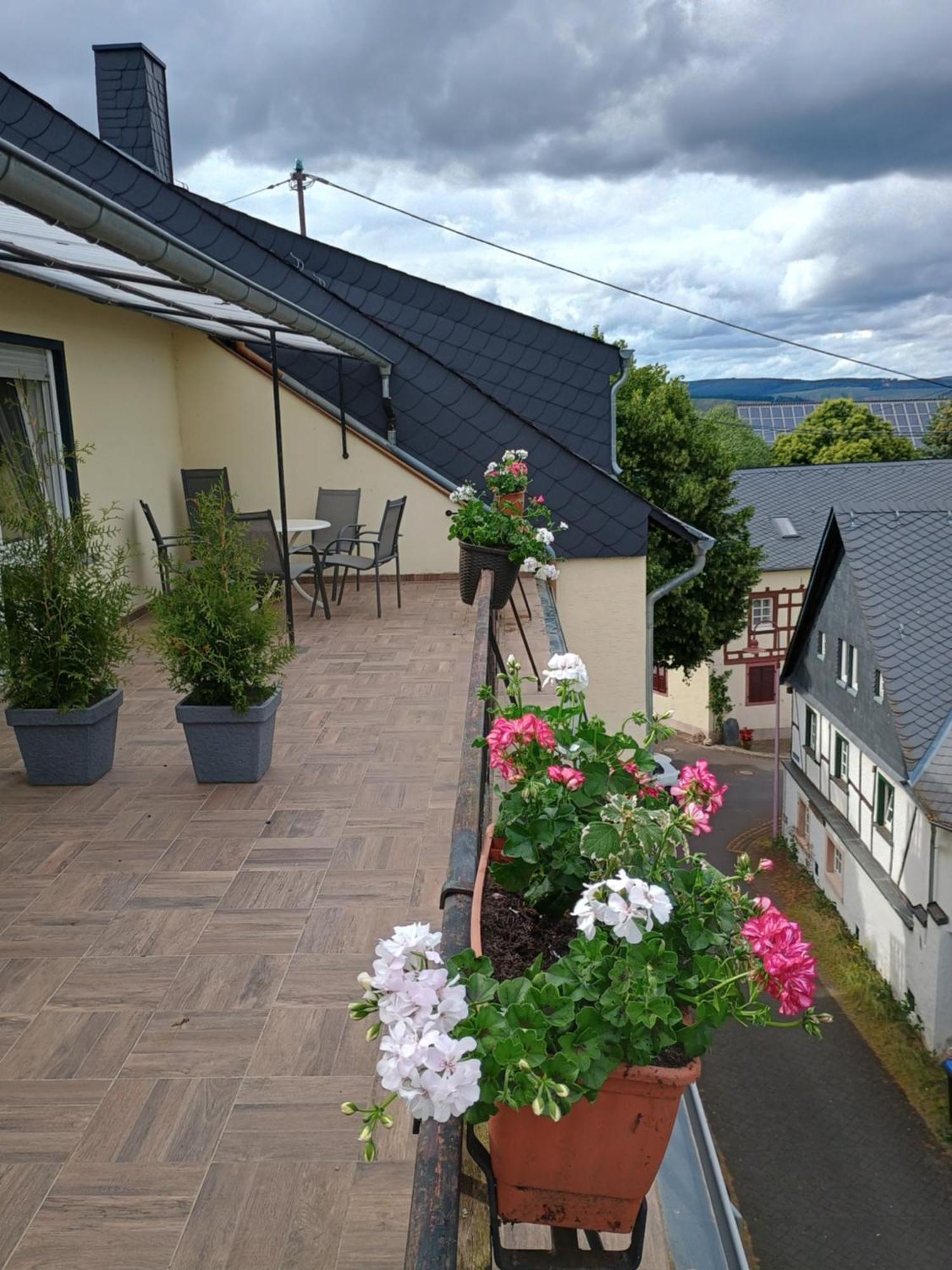 Gasthof Zur Grafschaft Veldenz Zewnętrze zdjęcie