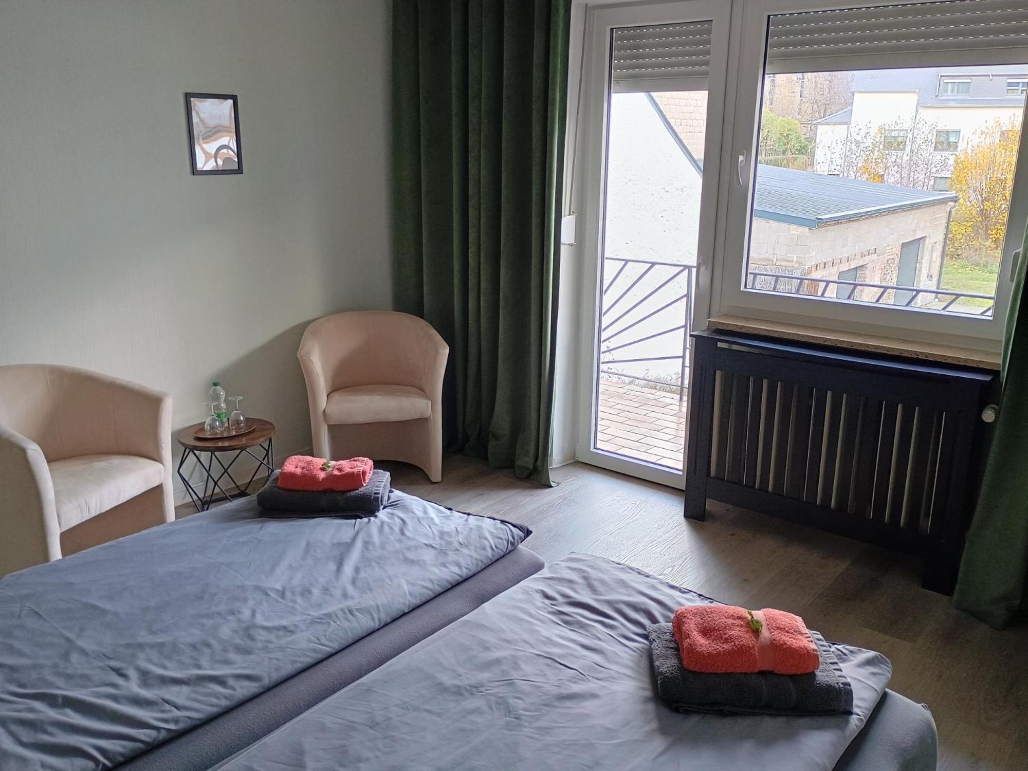 Gasthof Zur Grafschaft Veldenz Zewnętrze zdjęcie